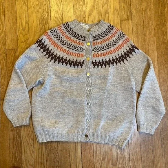 Vintage Fair Isle Sweater Handmade Knit 100% Wool Cardigan Womens Size Medium - Picture 1 of 9